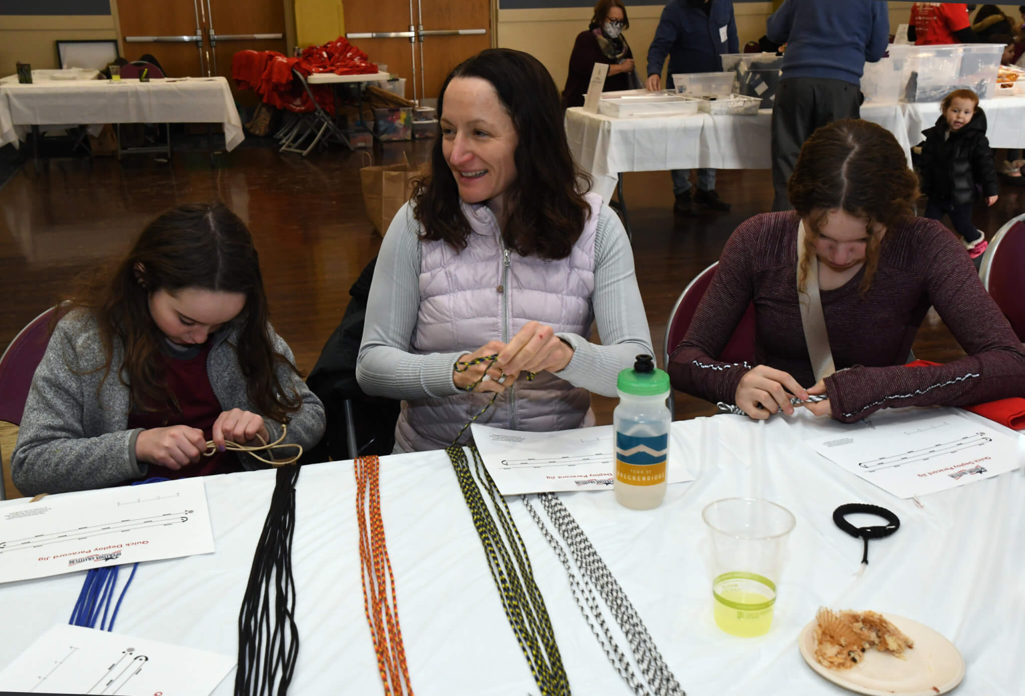 Crafting at Christmas Mitzvah family site